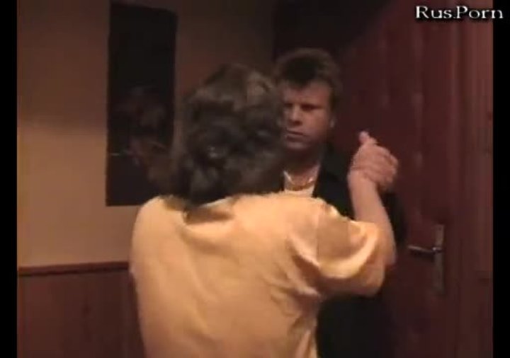 ukrainskih-v-koridore-trahnul-video-pisaet-vremya
